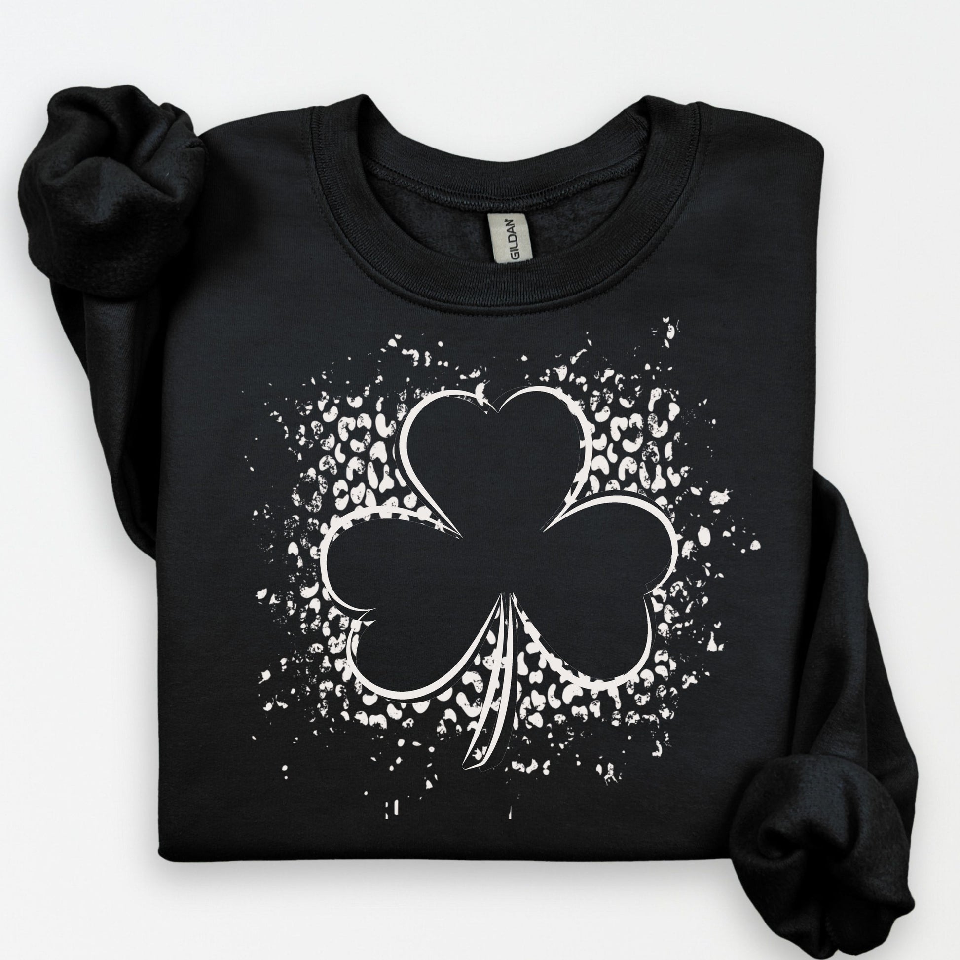 St. Patrick’s Day shamrock graphic crewneck sweatshirt
