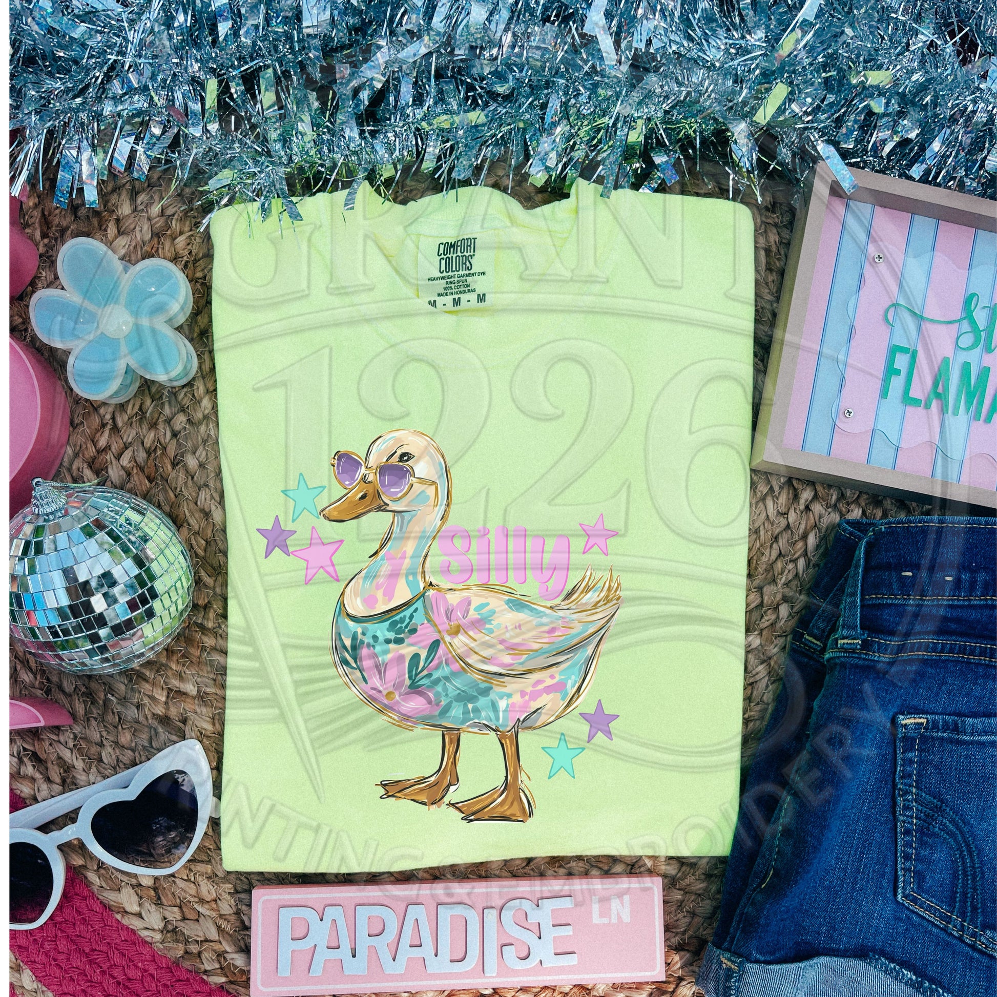 Cute silly goose beach vacation shirt with colorful pastel goose design