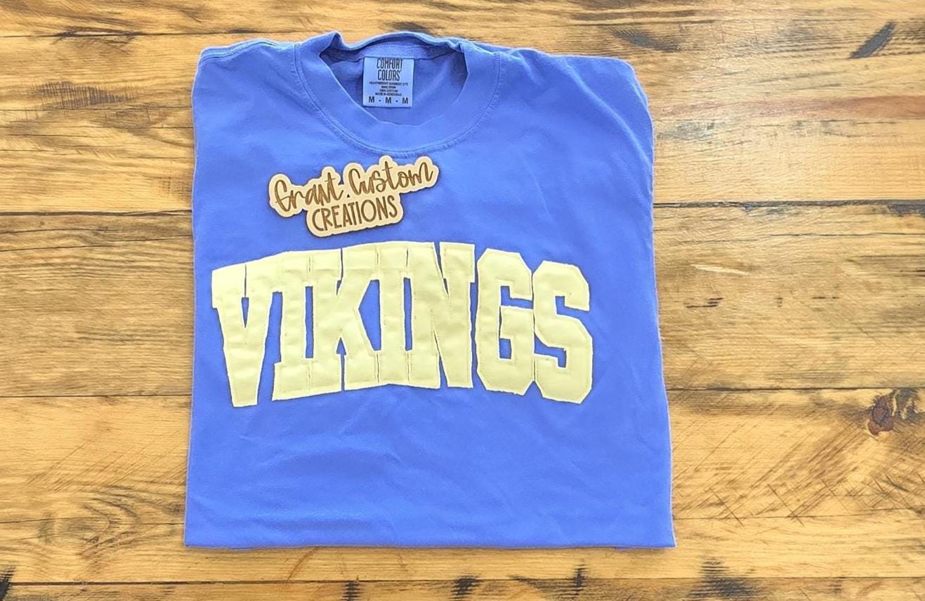 Custom applique long sleeve shirt with personalized stitched word