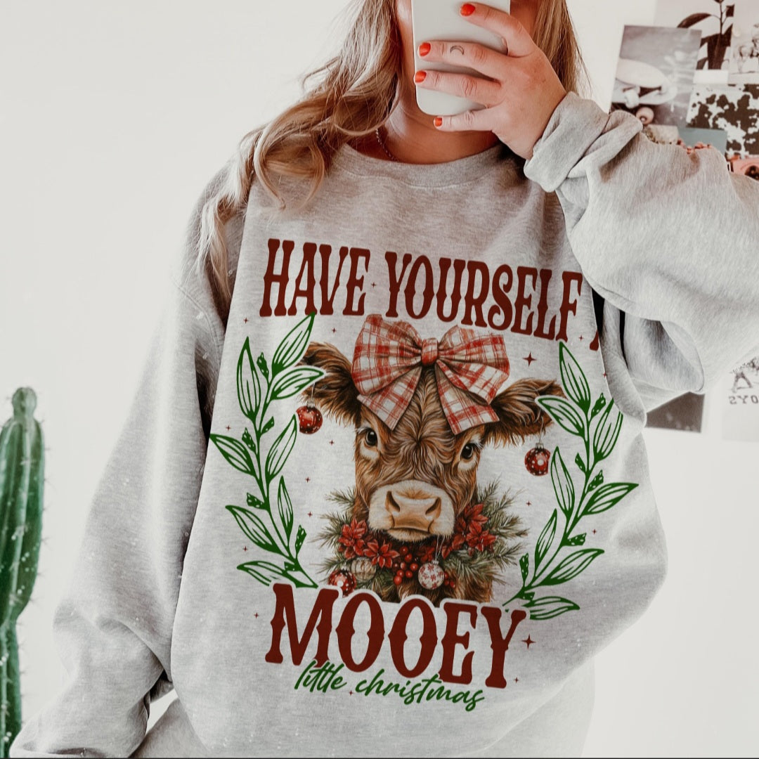 Cow lover Christmas printed sweatshirt detail view
