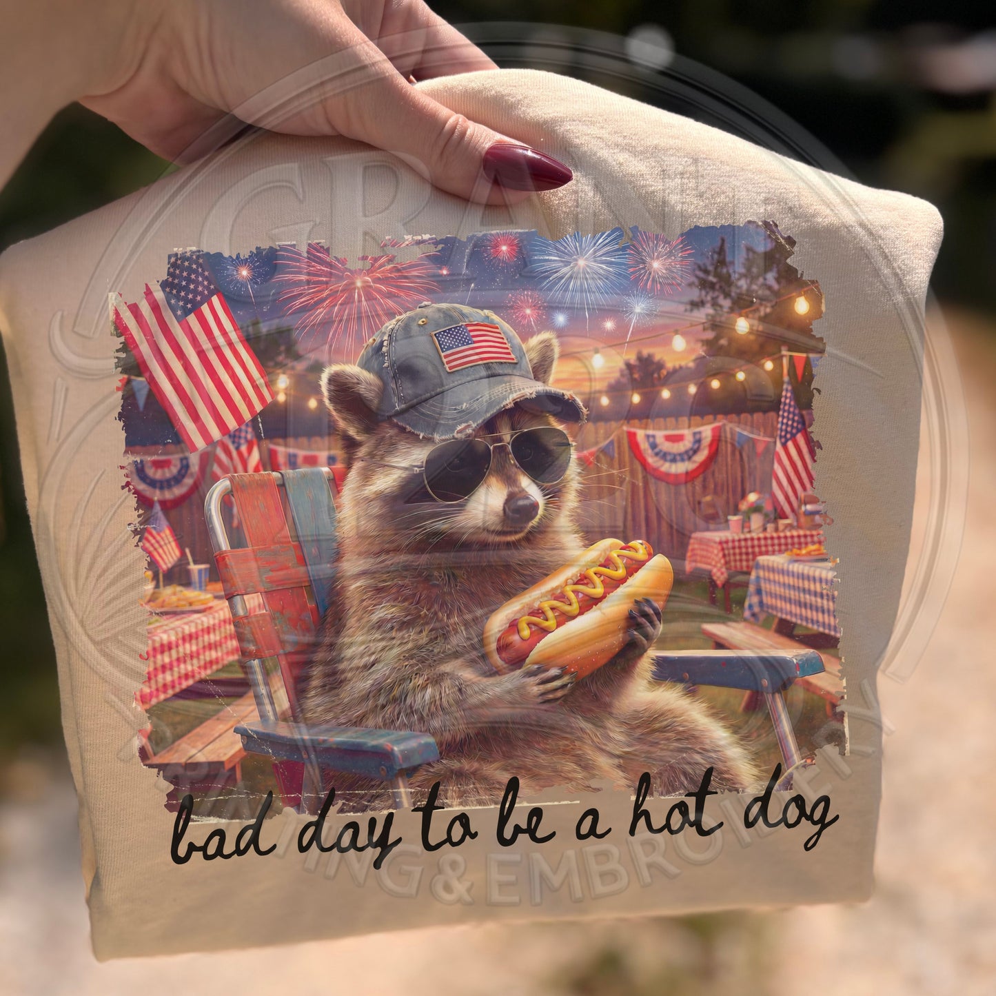 Patriotic raccoon shirt detail with funny hot dog artwork